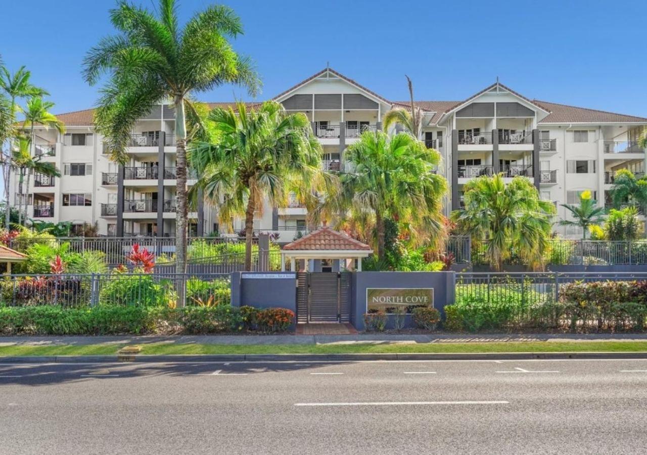 North Cove Waterfront Suites Cairns Exterior photo